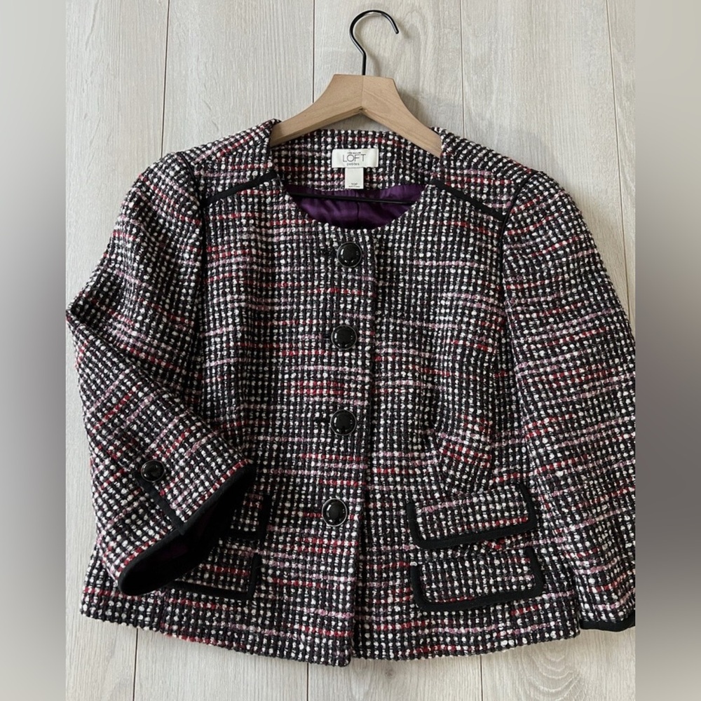 LOFT Women's Black and Pink Checkered Blazer Size 6